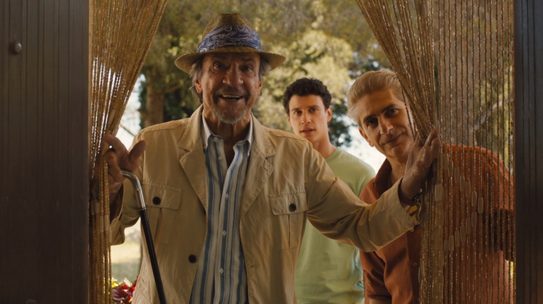 F. Murray Abraham, Adam DiMarco and Michael Imperioli in The White Lotus