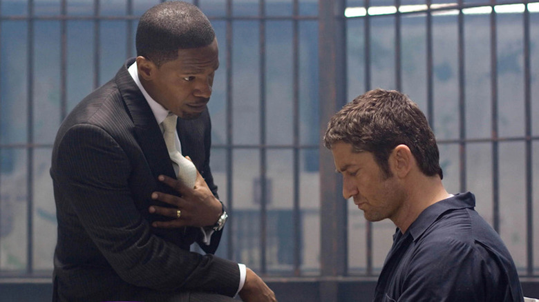 Jamie Foxx as Nick Rise interrogates Gerard Butler as Clyde Shelton in Law Abiding Citizen