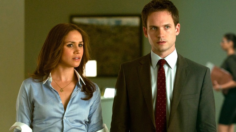 Rachel and Mike working together in the firm in Season 1 of Suits