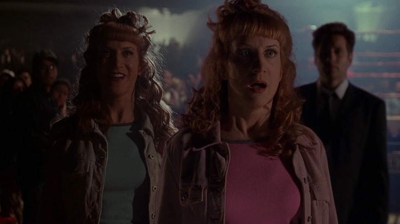 Betty and Lulu get into obnoxious hijinks near Mulder in The X-Files