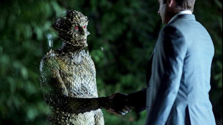 Mulder shakes hands with were-monster
