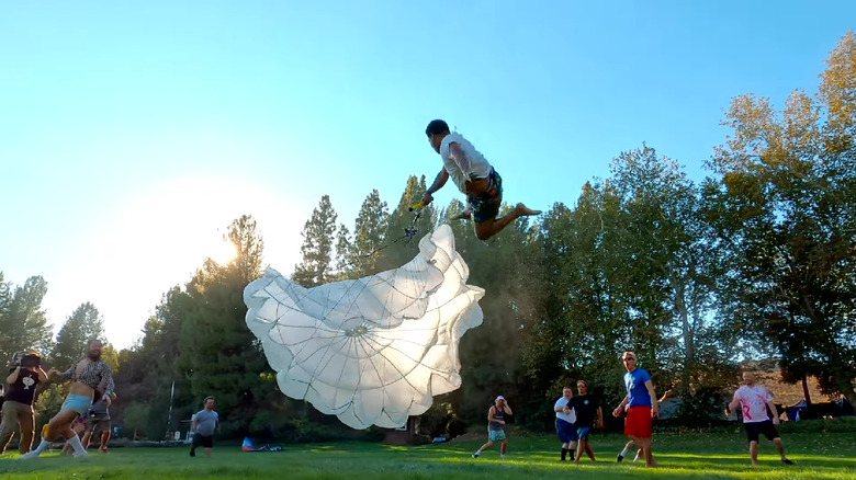 Jasper Dolphin reaches new heights in Jackass Forever (2022)