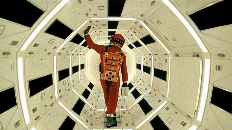 2001 A Space Odyssey astronaut tunnel