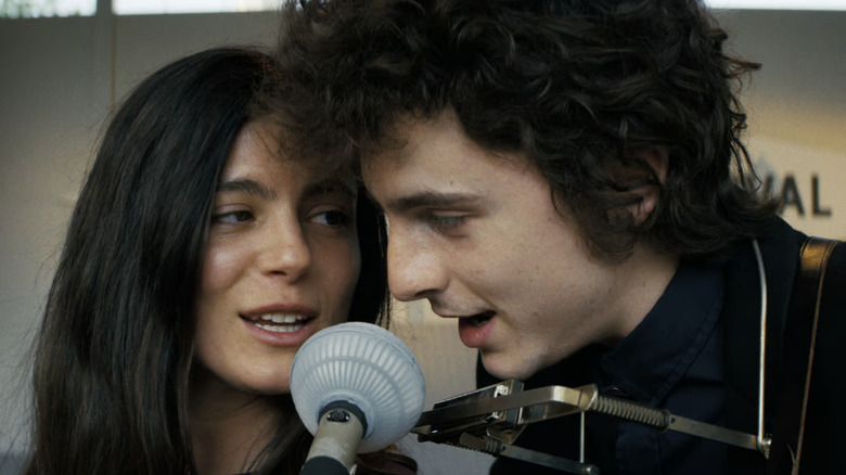 Monica Barbaro's Joan Baez sings with Timothée Chalamet's Bob Dylan in A Complete Unknown