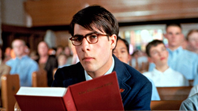 Jason Schwartzman as Max Fischer reading