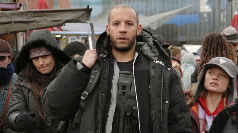 Vin Diesel com mochila no anúncio da Babylon