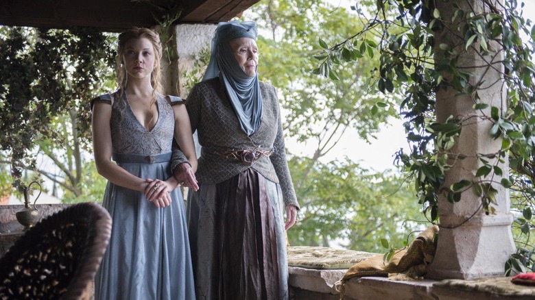 Game of Thrones, Margaery and Olenna strolling through a garden