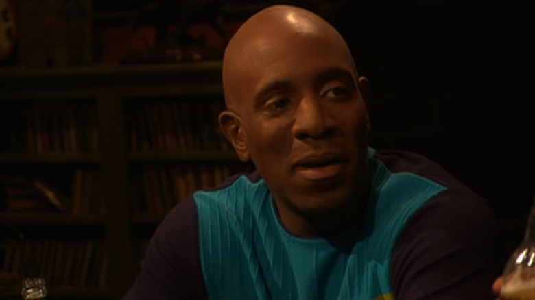 Michael Ralph as Kelly playing poker on The Bernie Mac Show