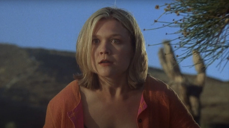 Ariana Richards se masturba 3