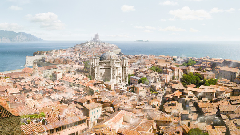 Overhead shot of King's Landing in Game of Thrones