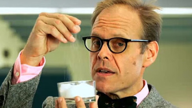 Alton Brown in Good Eats