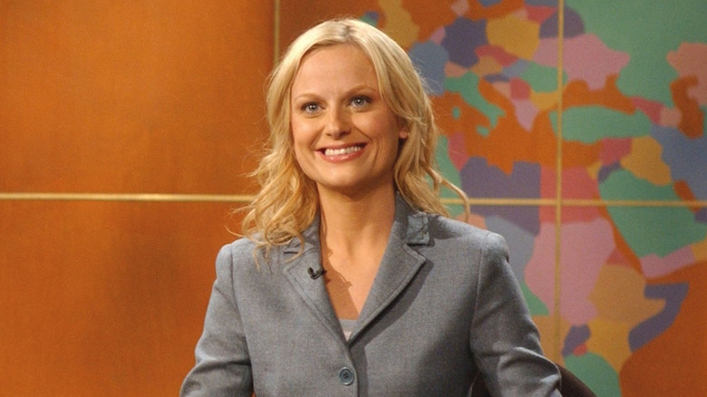 Amy Poehler anchors Weekend Update on Saturday Night Live