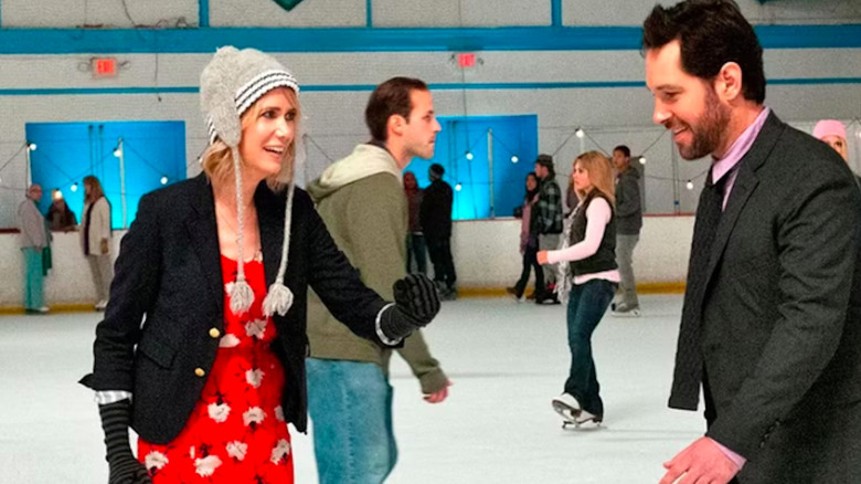 Kristen Wiig as Annie ice skates with Paul Rudd as a blind date in Bridesmaids