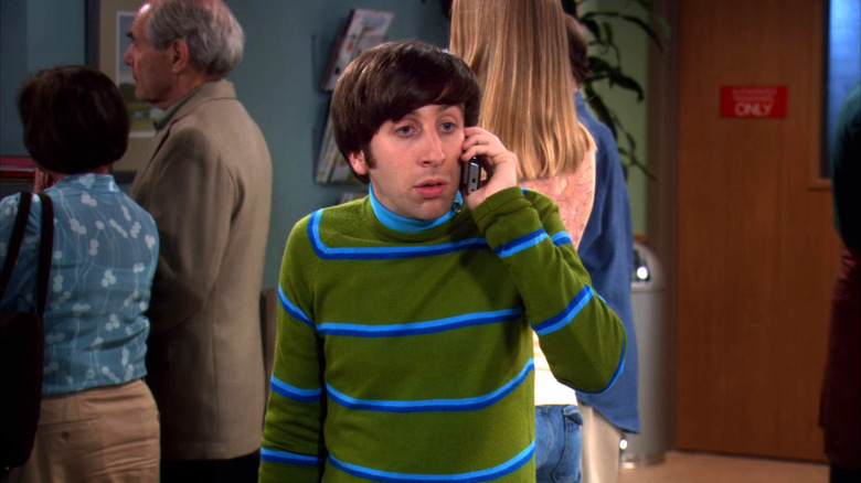 Simon Helberg's Howard Wolowitz speaking on the phone on The Big Bang Theory