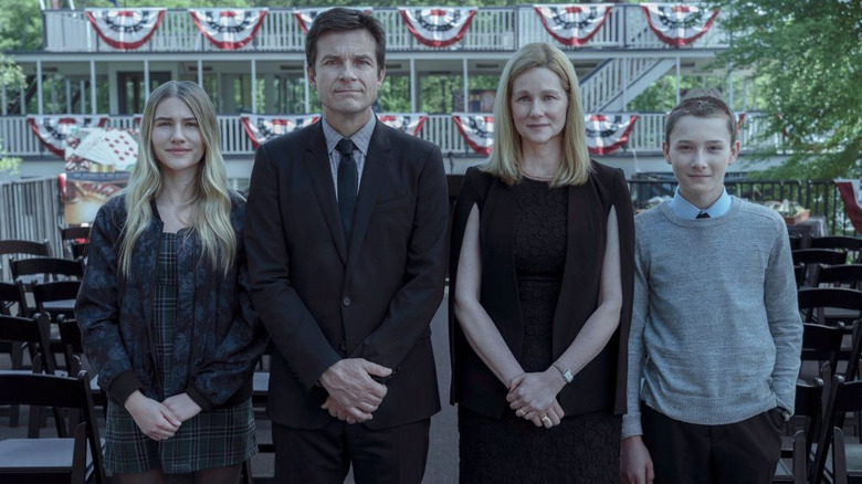 Sofia Hublitz, Laura Linney, Jason Bateman, Skylar Gaertner