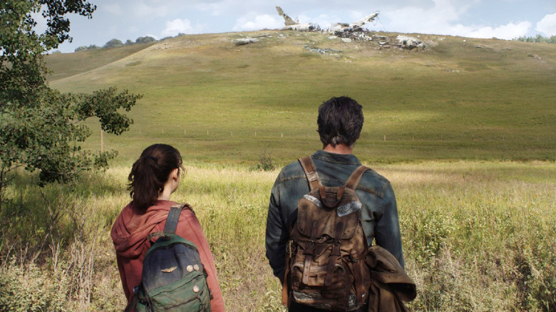 Bella Ramsey and Pedro Pascal in The Last of Us