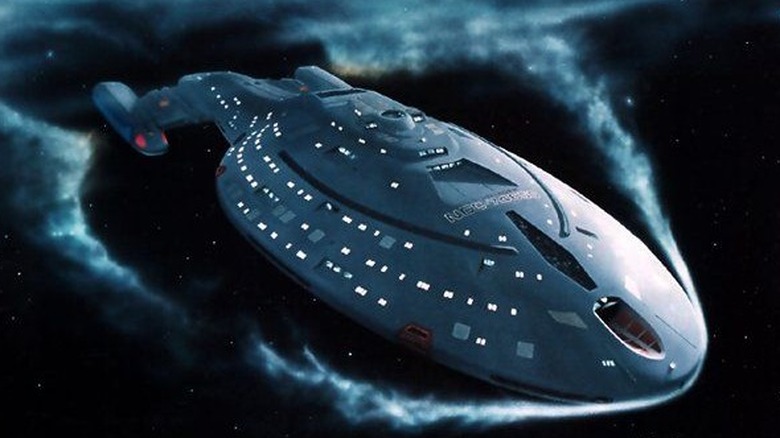 Kapal Star Trek Voyager USS Voyager