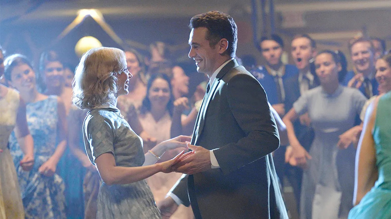 11/22/63, Jake and Sadie at a school dance