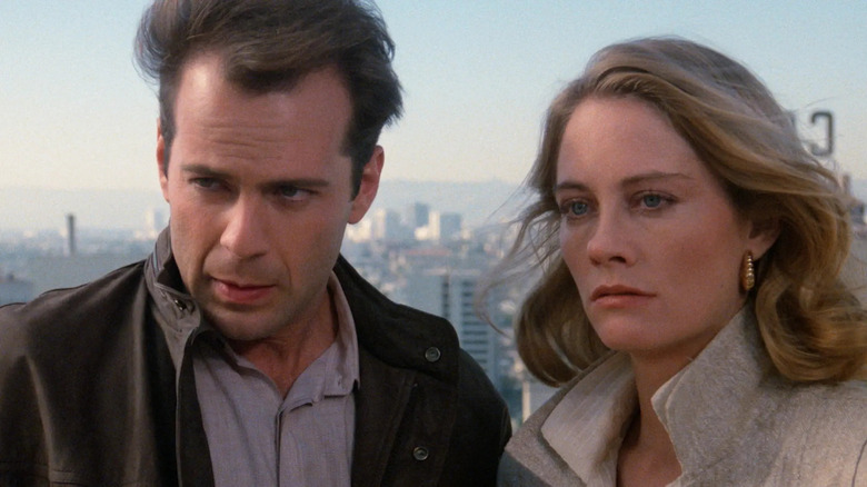 David e Maddie parecem preocupados em Moonlighting