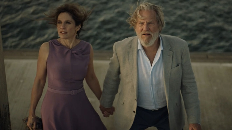 Amy Brenneman and Jeff Bridges in The Old Man