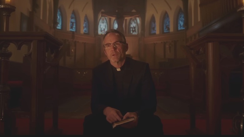 Conspiração de Salem (2024), Padre Callahan