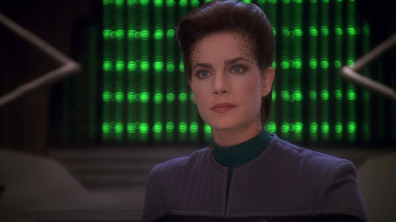 Star Trek: Deep Space Nine Jadzia on the ship's bridge