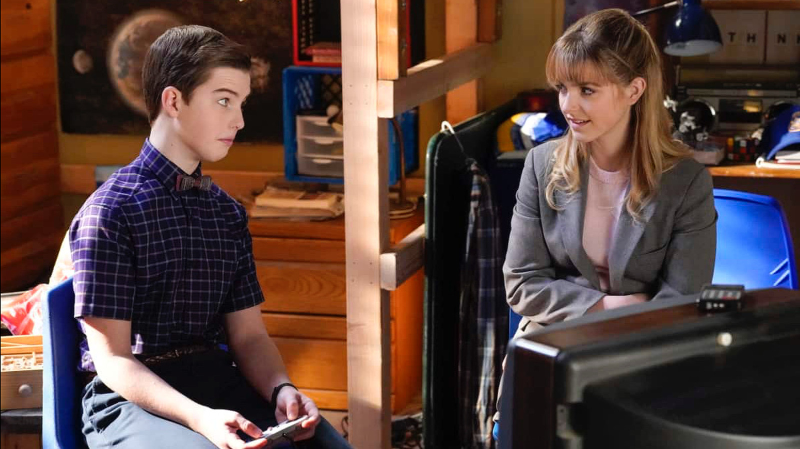 Why Young Sheldon's 100th Episode Didn't Include The Big Bang Theory Easter Eggs