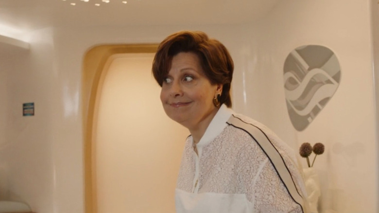 Rebecca Front in Avenue 5