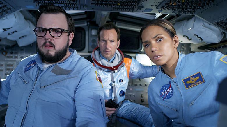 Moonfall Halle Berry, Patrick Wilson and John Bradley