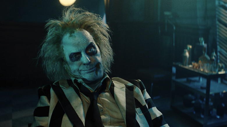 Michael Keaton em Beetlejuice Beetlejuice