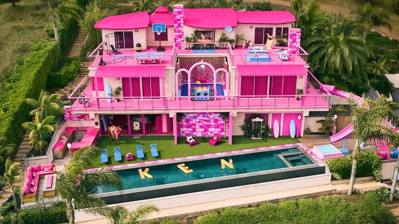 Barbie house AirBnB