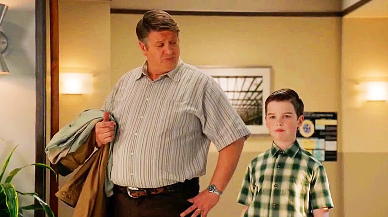 Iain Armitage as Sheldon and Lance Barber as George Sr. on Young Sheldon