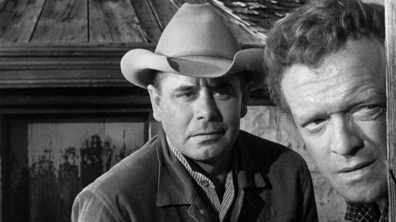 Glenn Ford and Van Heflin as Ben Wade and Dan Evans in 3:10 to Yuma (1957)