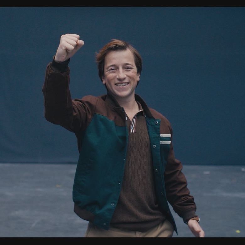 Skyler Gisondo como Jimmy Olsen