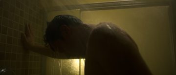 Season 2 Mindhunter shower