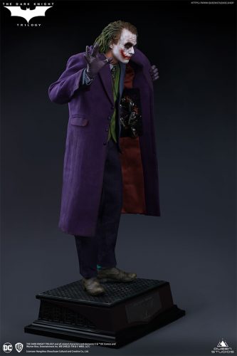 The Dark Knight Joker Statue - Queen Studios