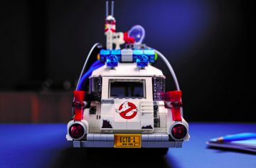 New LEGO Ghostbusters Ecto-1