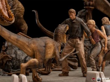 Jurassic Park Final Scene Statue