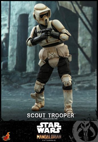 The Mandalorian Scout Trooper and Speeder Bike Hot Toys Figure