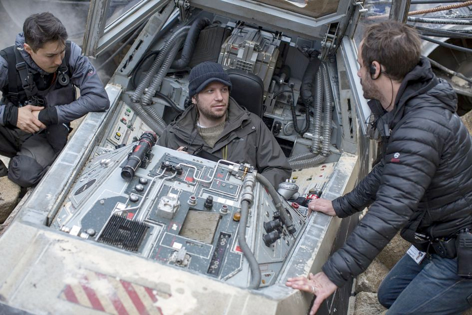 New 'Rogue One' Photos Reveal New Scenes That Didn't Make The Cut & More