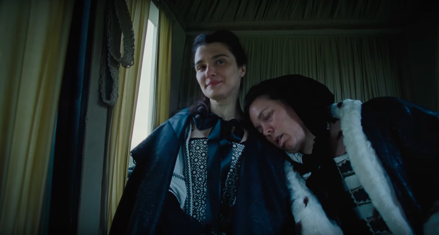 The Favourite Trailer Rachel Weisz And Emma Stone Fight For Olivia Colmans Favor 