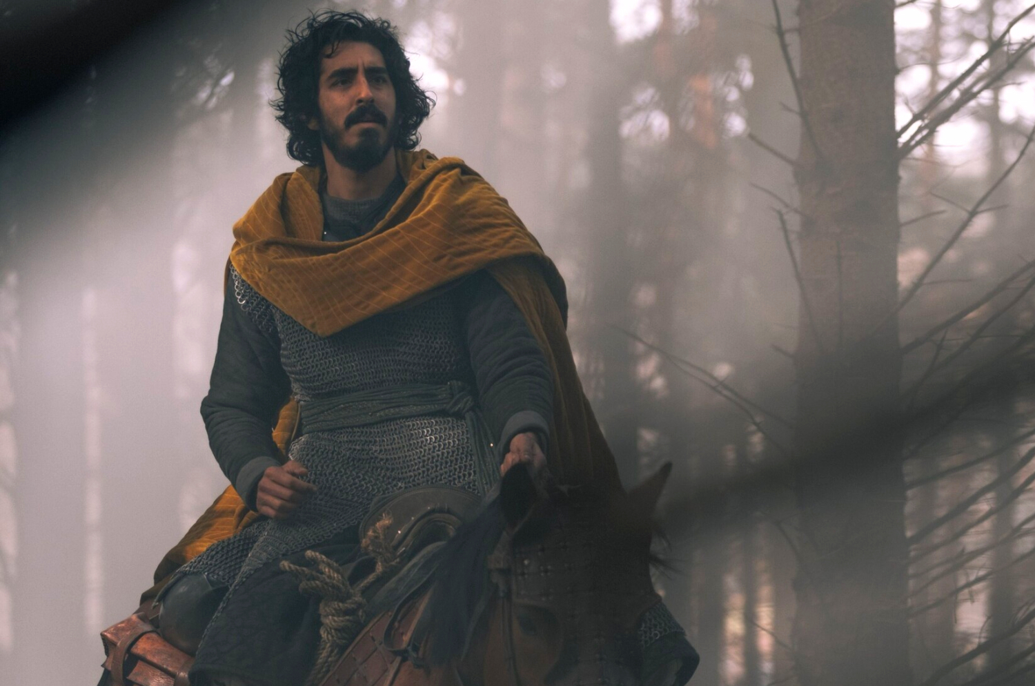 'The Green Knight' Review A Mesmerizing, Sexy Epic That Feels Unlike